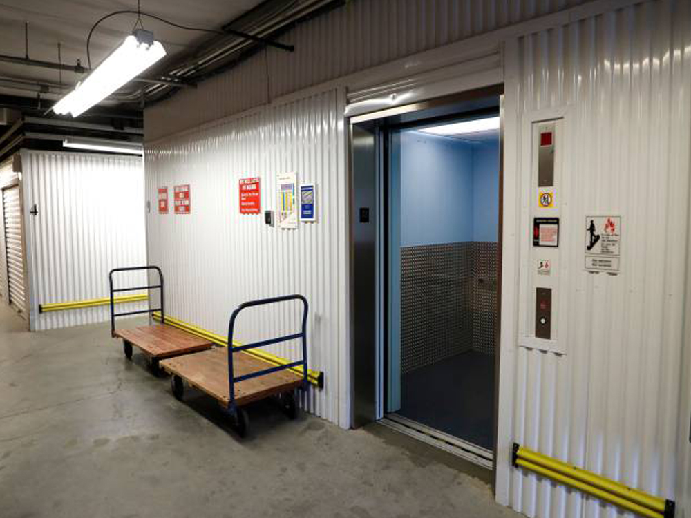 Store photo 8