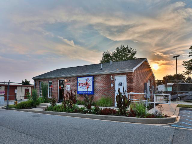 Store photo 1