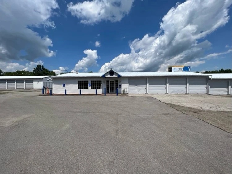 Store photo 5