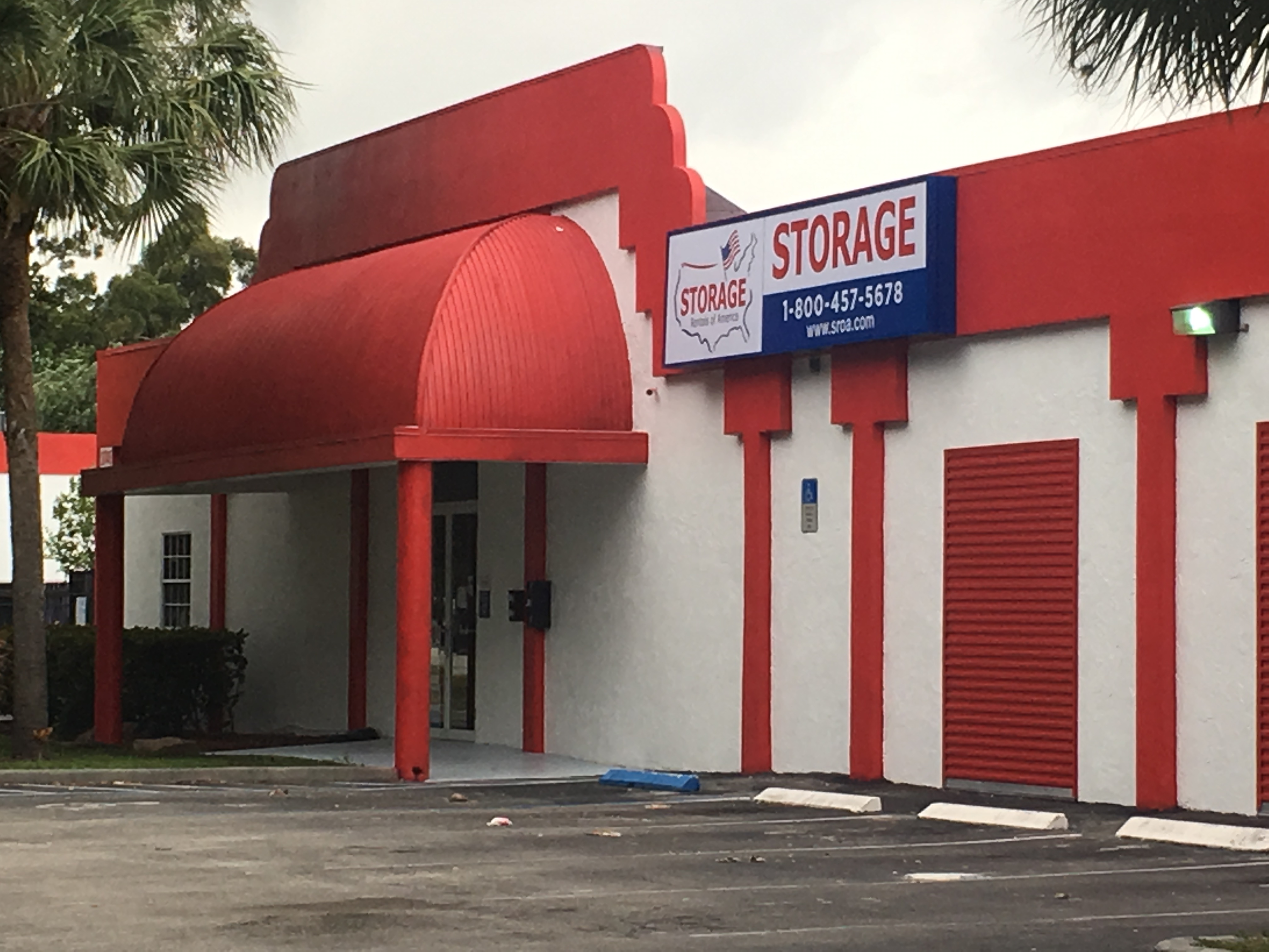 Store photo 1