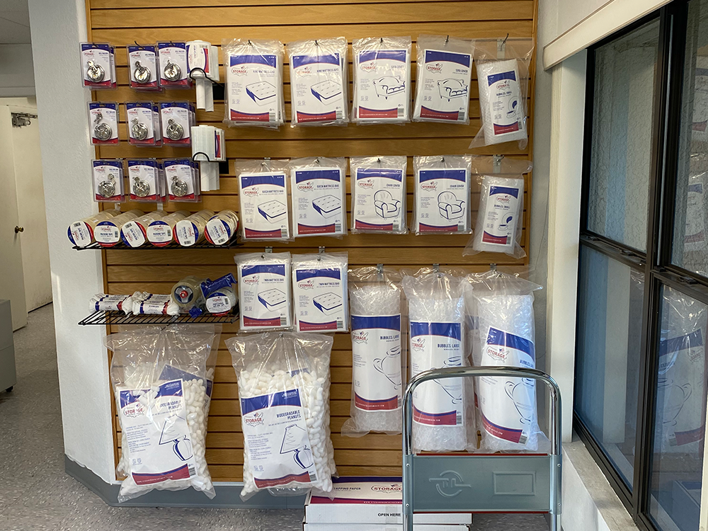 Store photo 13