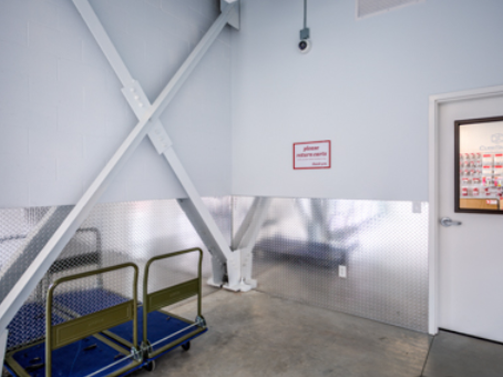 Store photo 17