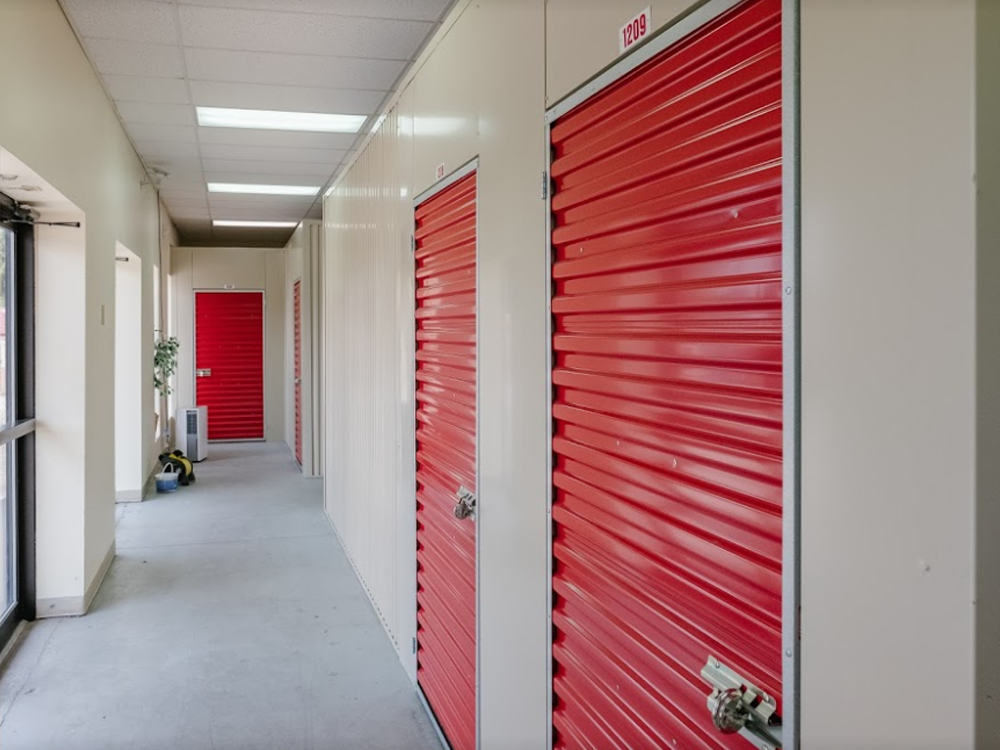 Store photo 3