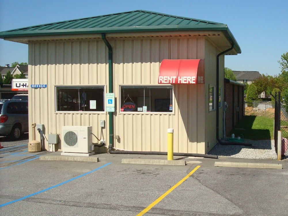 Store photo 6