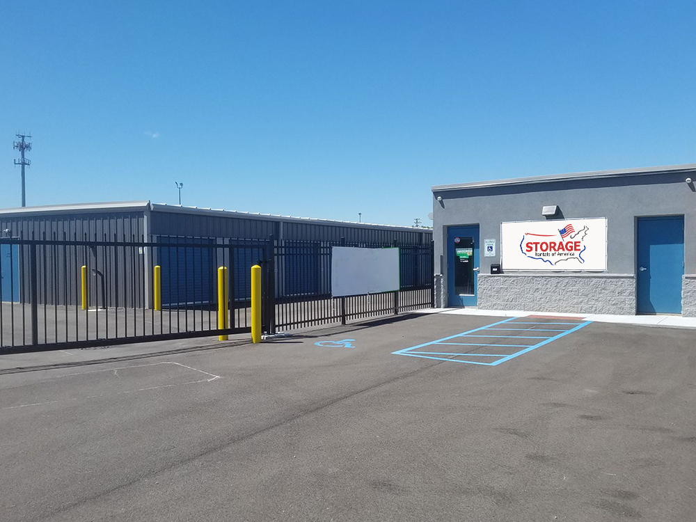 Store photo 1