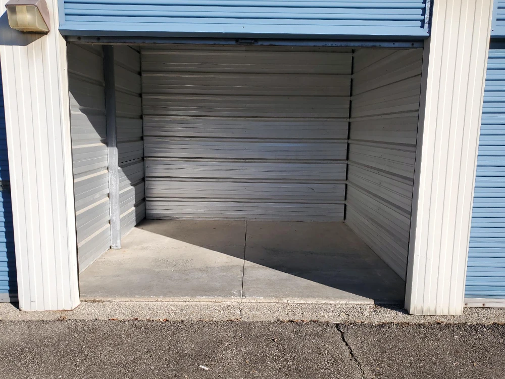 Store photo 3