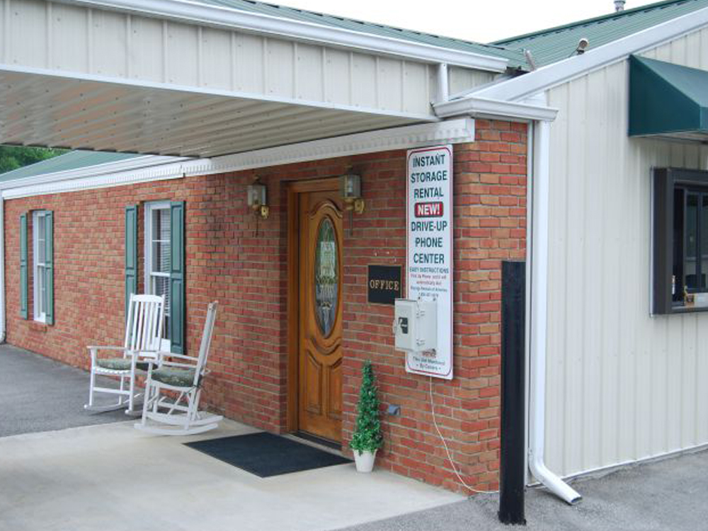 Store photo 3