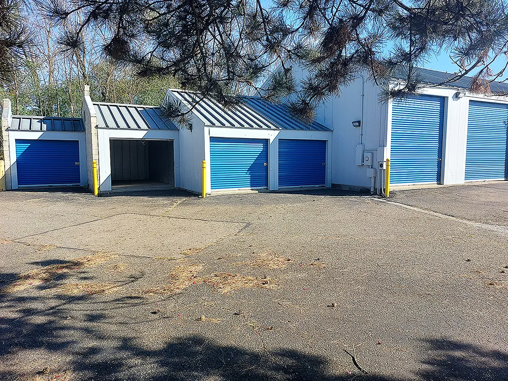 Store photo 3