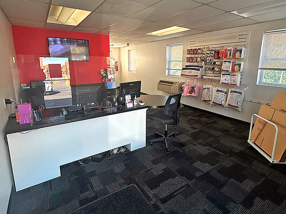 Store photo 9