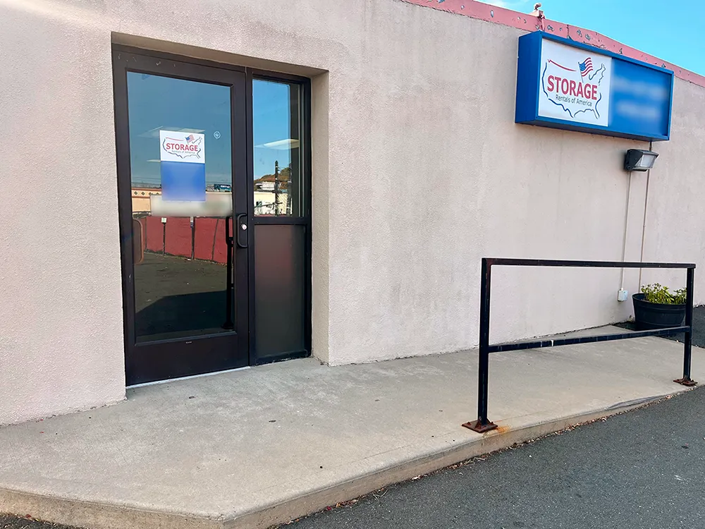 Store photo 1