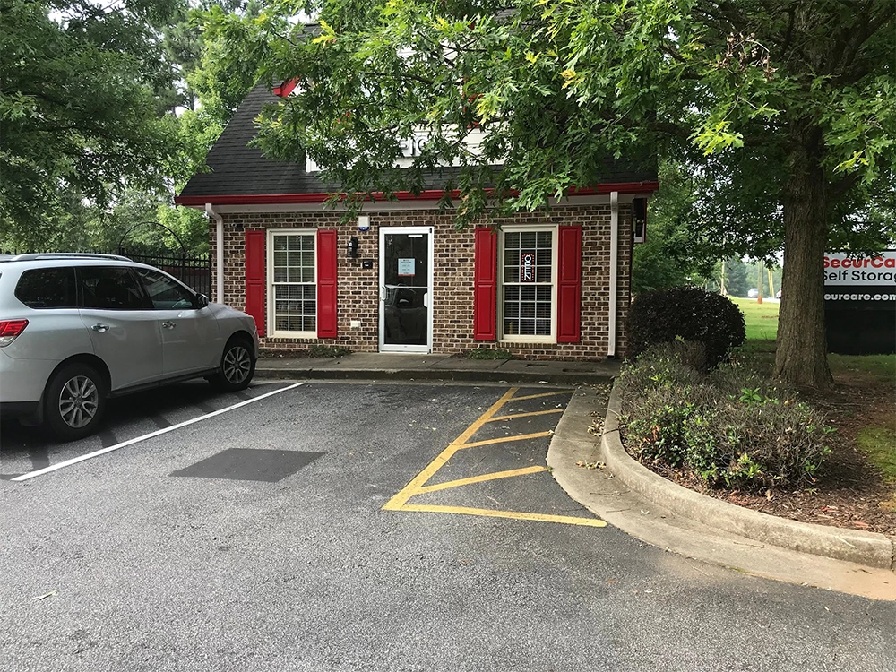 Store photo 3