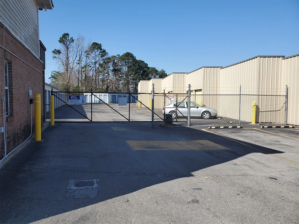 Store photo 1