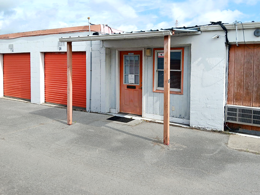 Store photo 4
