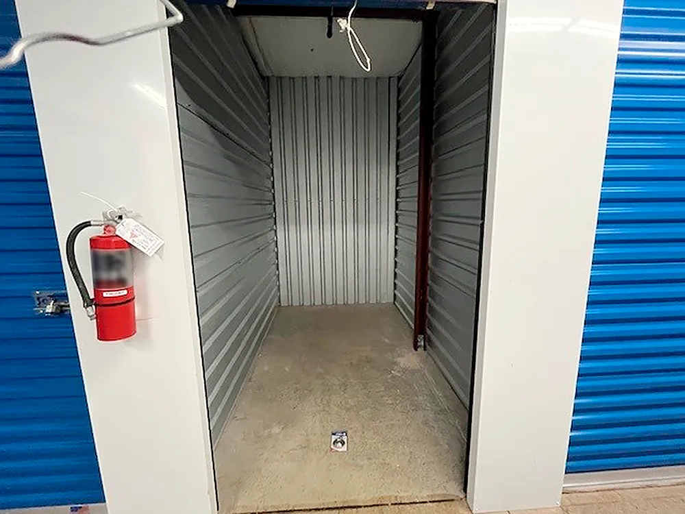 Store photo 6