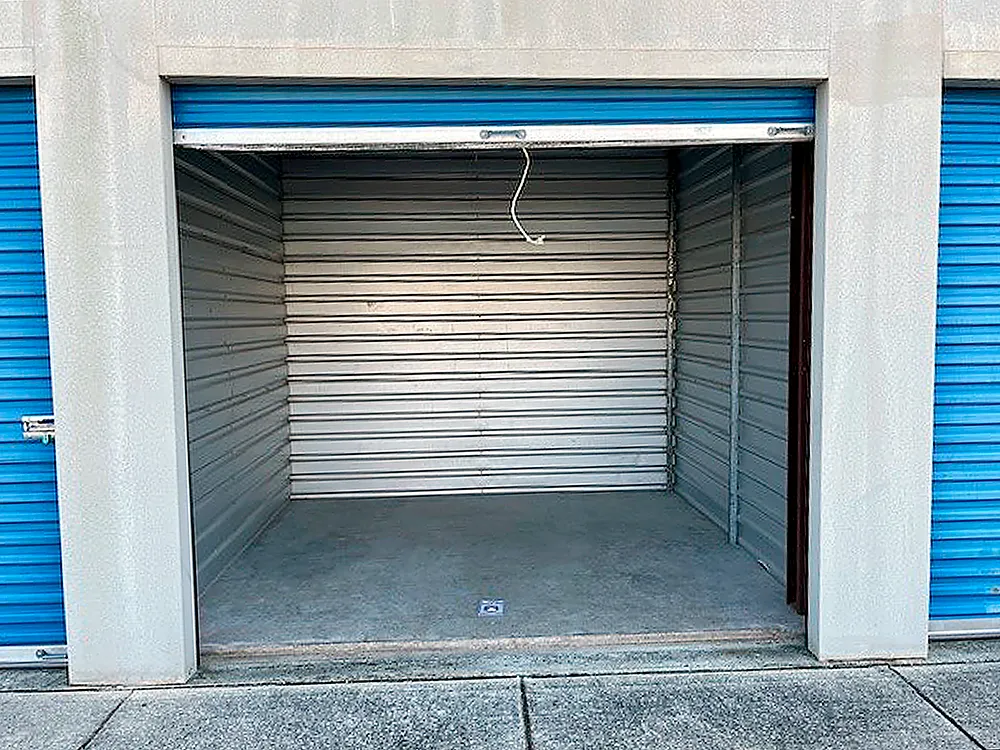Store photo 13