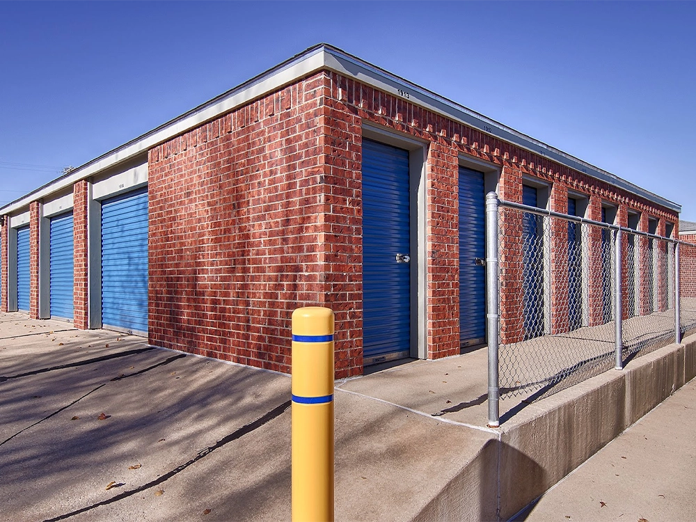 Store photo 2