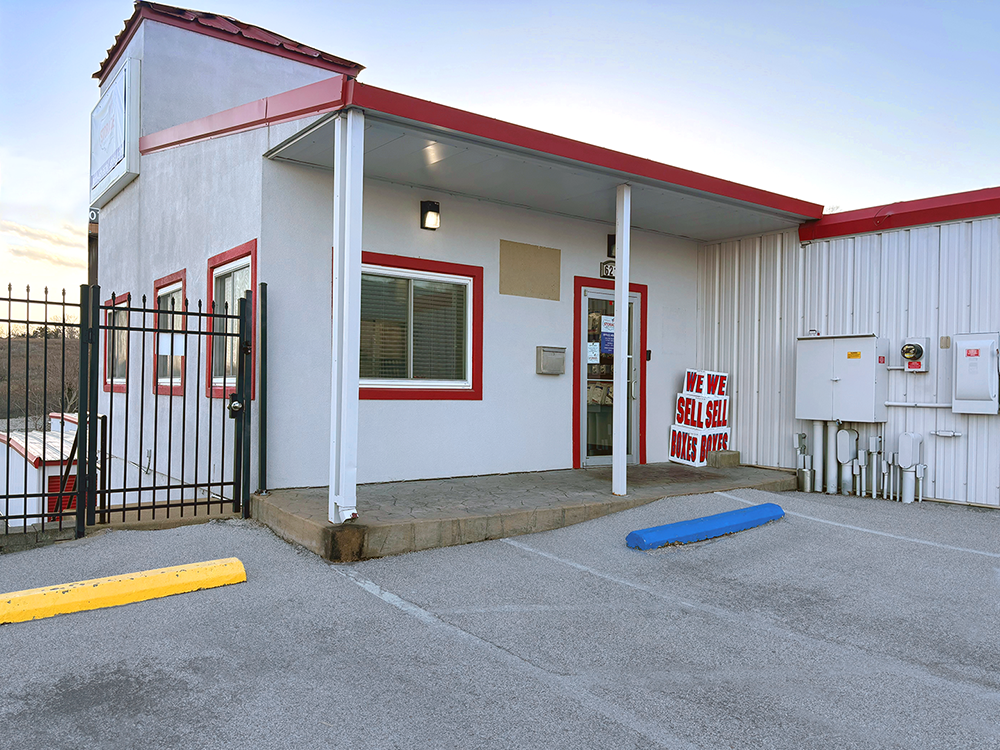 Store photo 7