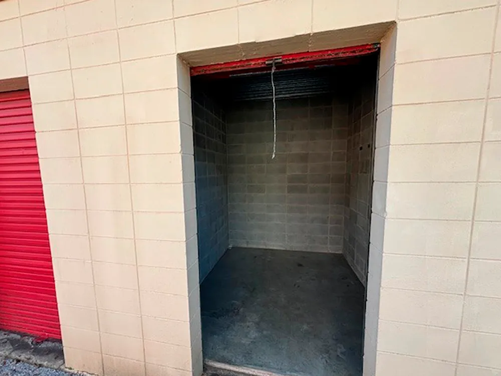 Store photo 10
