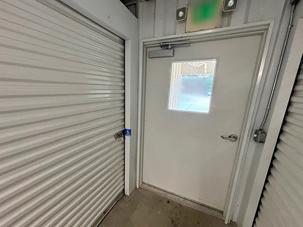 Store photo 6