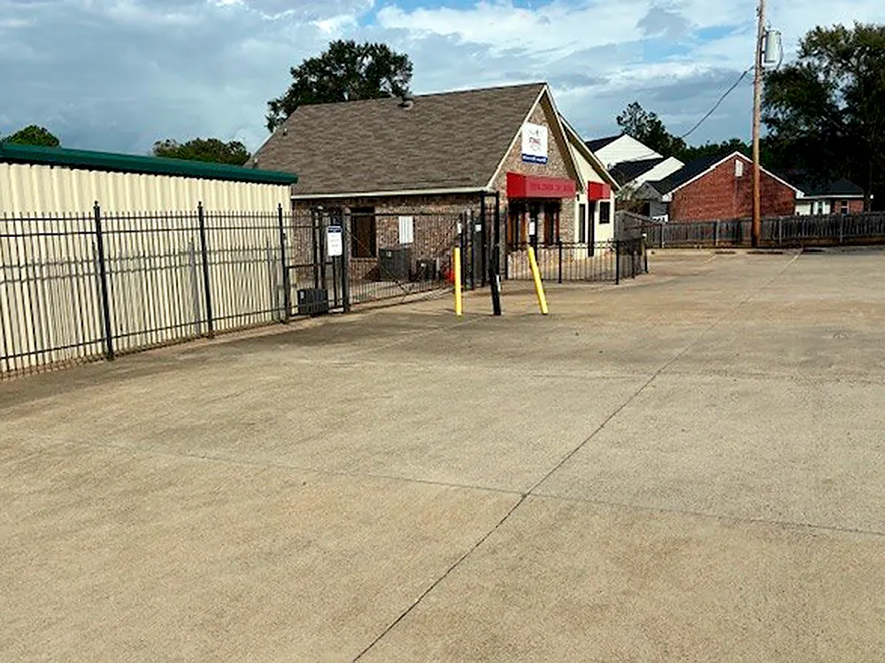 Store photo 12