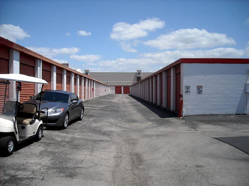 Store photo 1